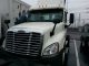 2012 Freightliner Cascadia Daycab Semi Trucks photo 1