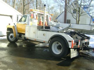 1987 Ford F - 600 photo