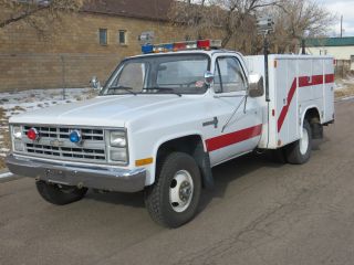 1986 Chevrolet K30 photo