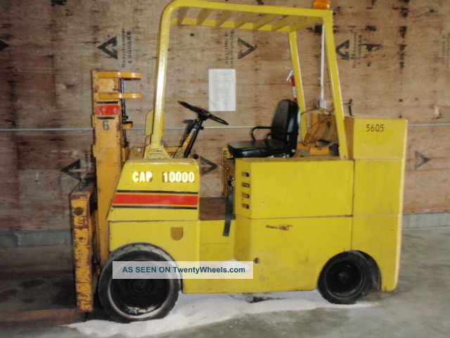 Allis Chalmers Fcl - 100 Forklift Crawler Dozers & Loaders photo