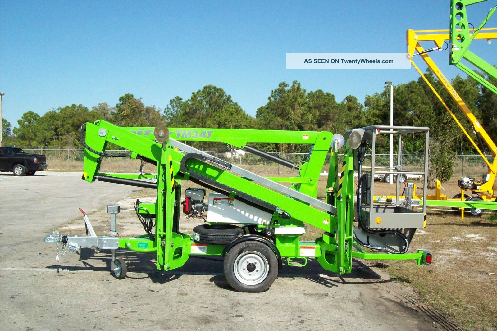 Nifty Tm34t Telescopic Boom Lift,  40 ' Gas Powered,  New 2012,  1000 Miles Lifts photo