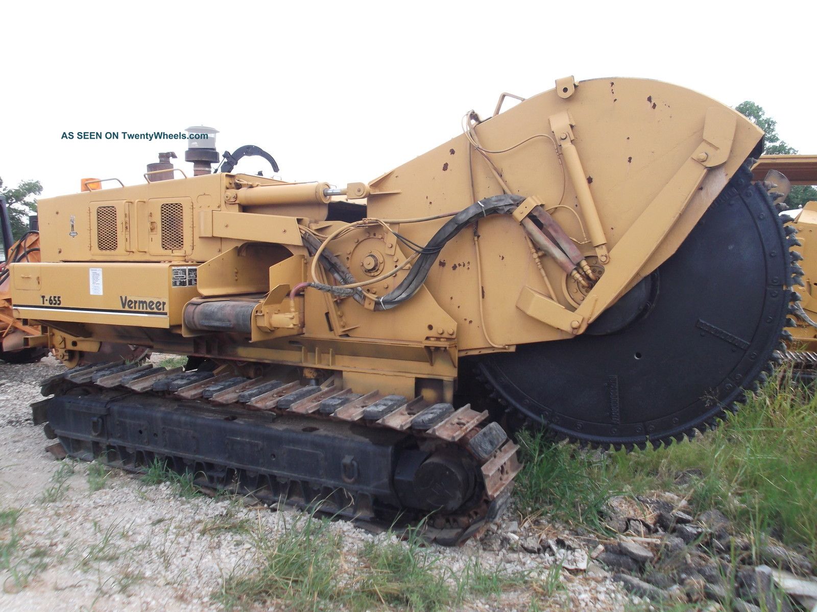 91 Vermeer T655 Rock Saw Trencher Trenchers - Riding photo
