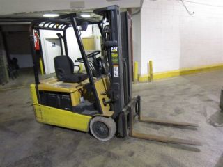 2004 Cat Ep18kt Electric Warehouse Forklift Charger photo