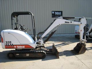 2003 Bobcat 331,  40hp,  7185lbs,  Open Cab,  Great Paint,  Great Tracks,  3106 Hrs photo