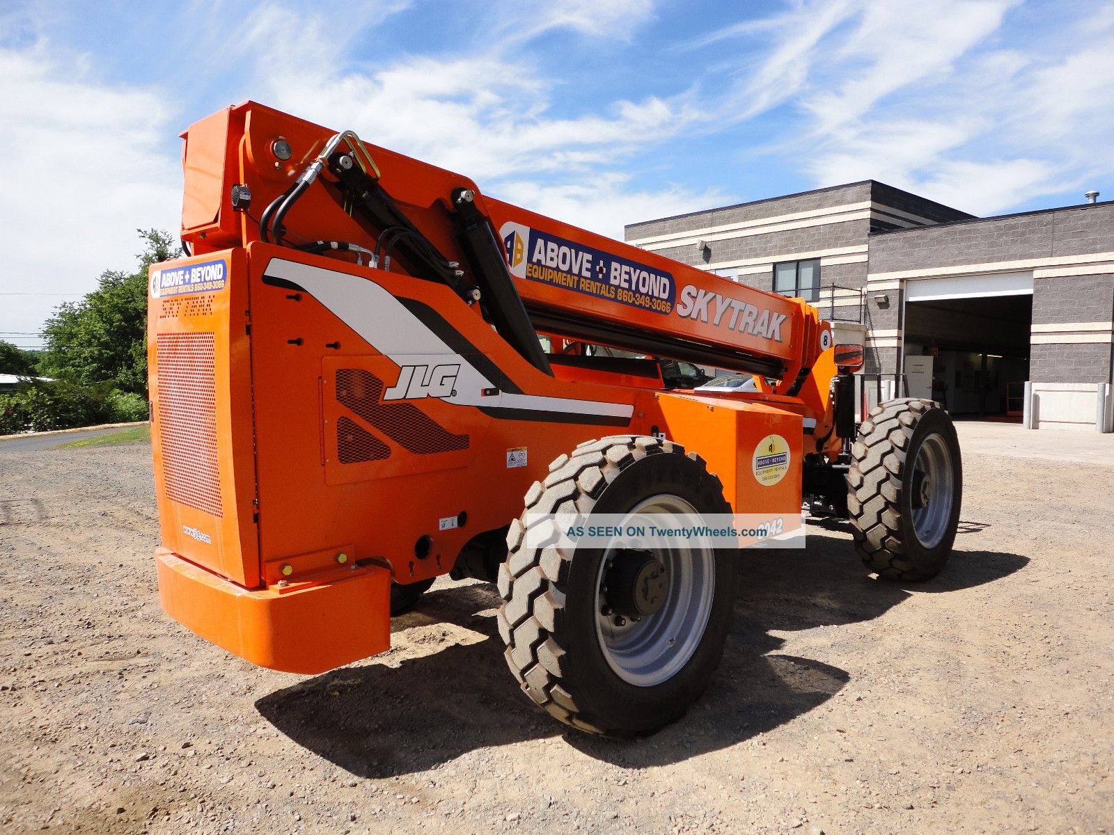Jlg Skytrak 8042 Telehandler Telescopic Forklift 8, 000 Capacity 42 