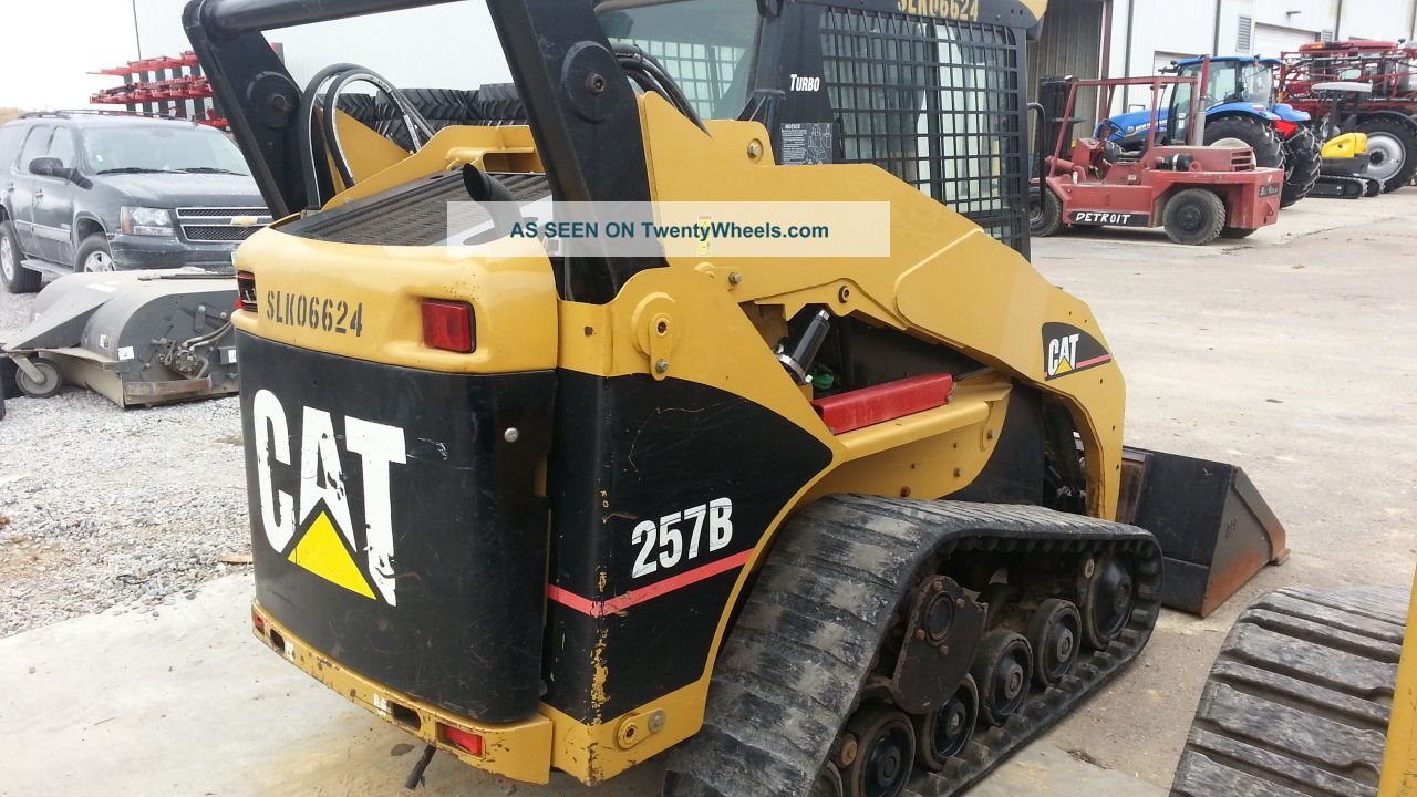 08 Caterpillar 257b Skid Steer Loader Cab, Heat, Air, Erops, Quick Attach.