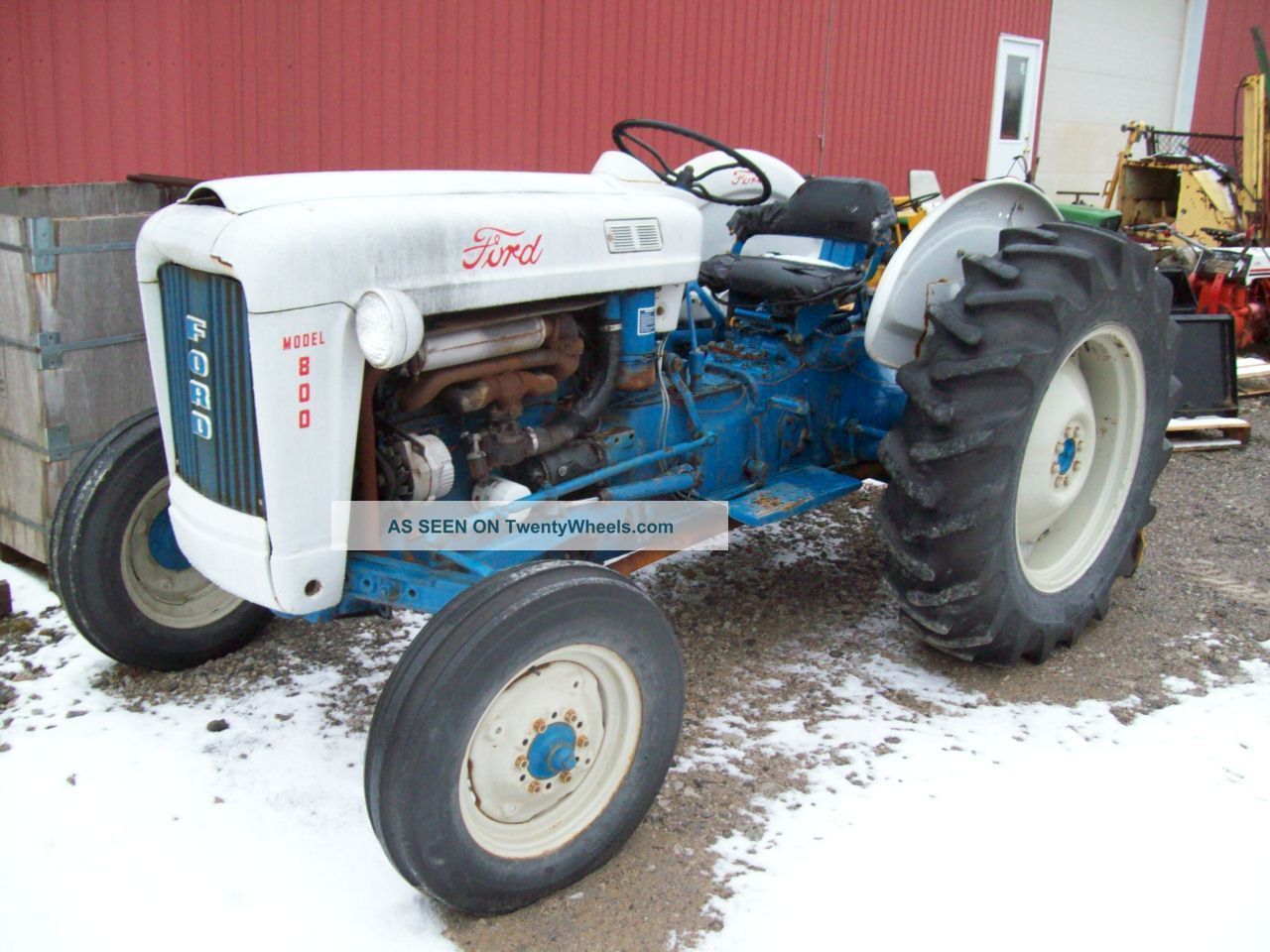 Ford 860 Tractor ; Runs Great Good Condition Tractors photo