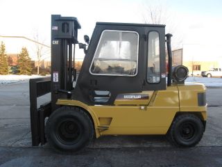 Caterpillar Gp50 11000 Lb Capacity Forklift Lift Truck Pneumatic Tire With Cab photo