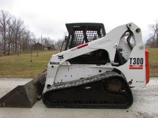2006 Bobcat T300 Turbo / Only 2050 Hours / / photo