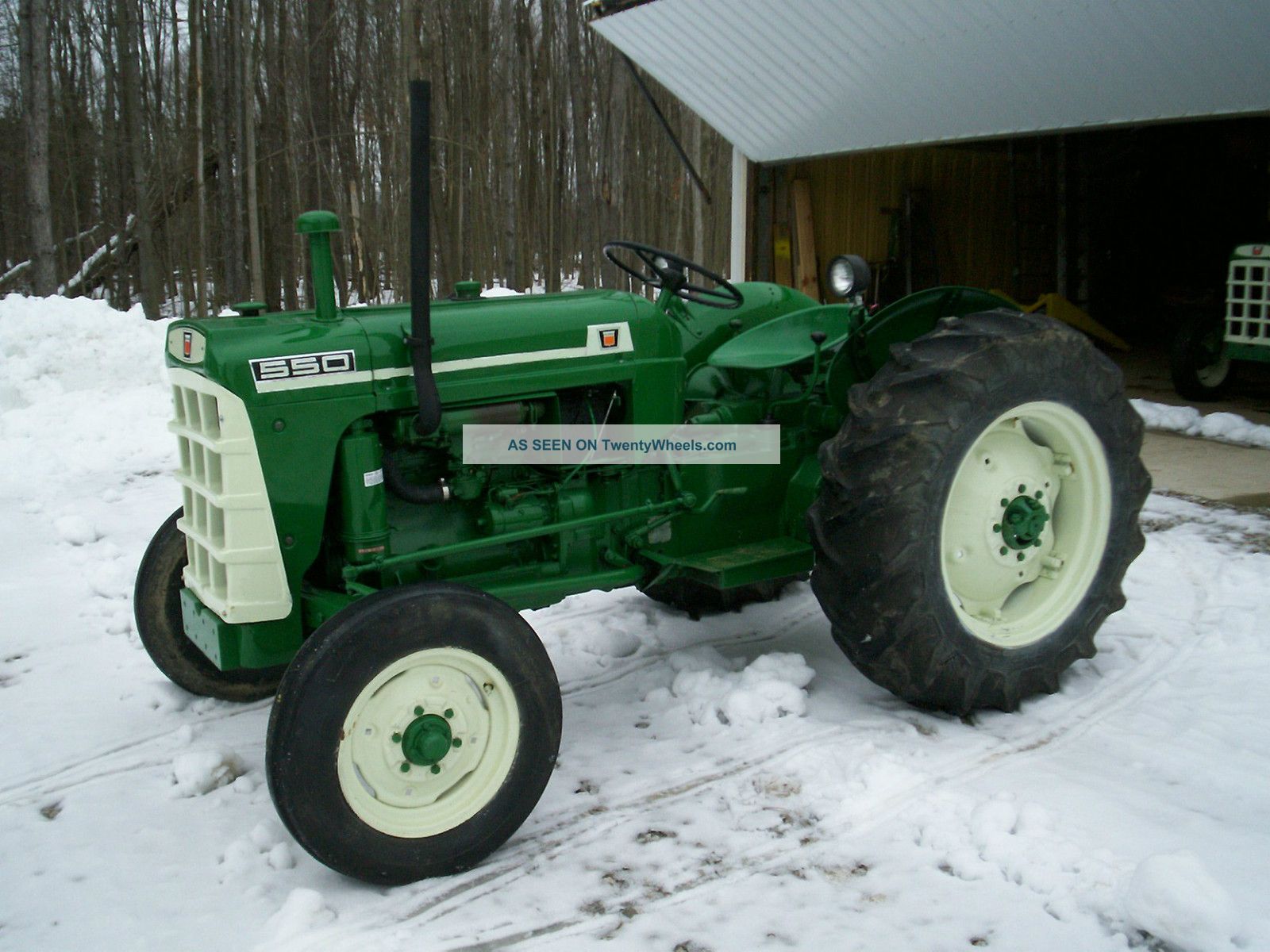 Oliver 550 Tractor Tractors photo