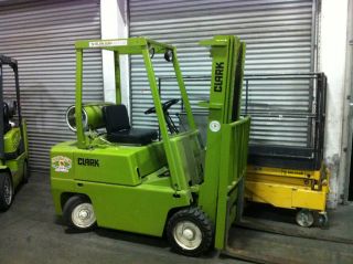 Industrial Forklift,  Tires,  No Leaks And Good Paint photo
