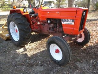 Allis Chalmers 5050 Tractor 50hp Year 1980 photo