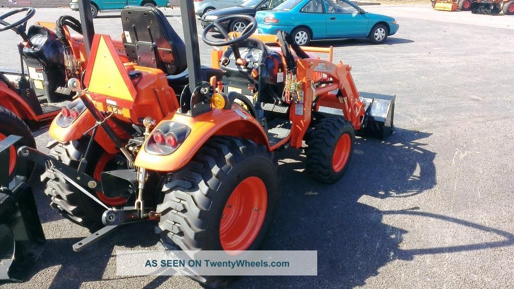 2010 Kioti Ck20s Hst Compact Tractor W/ Kl120 Loader. Only 15 Hrs. Unit