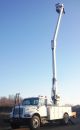 2001 Versalift International 4900 Bucket Truck Utility (altec Terex 4700 4300) Lifts photo 3