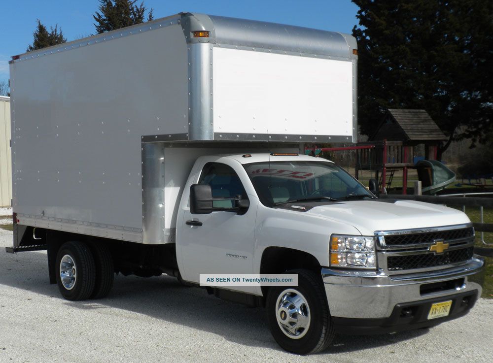 2011 Chevrolet 3500 Box Trucks / Cube Vans photo