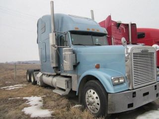 2006 Freightliner Classic photo