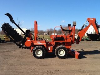 Ditch Witch 5700 Trencher Backhoe 6 Way Dozer Blade Hydrostatic Hoe Loader photo