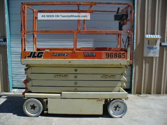 Jlg 3246e2 Aerial Man Scissor Lift Personnel Work Platform Boom Manlift Boomlift Lifts photo