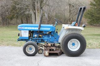 1984 Ford 1710 Compact Tractor With Woods Mower photo