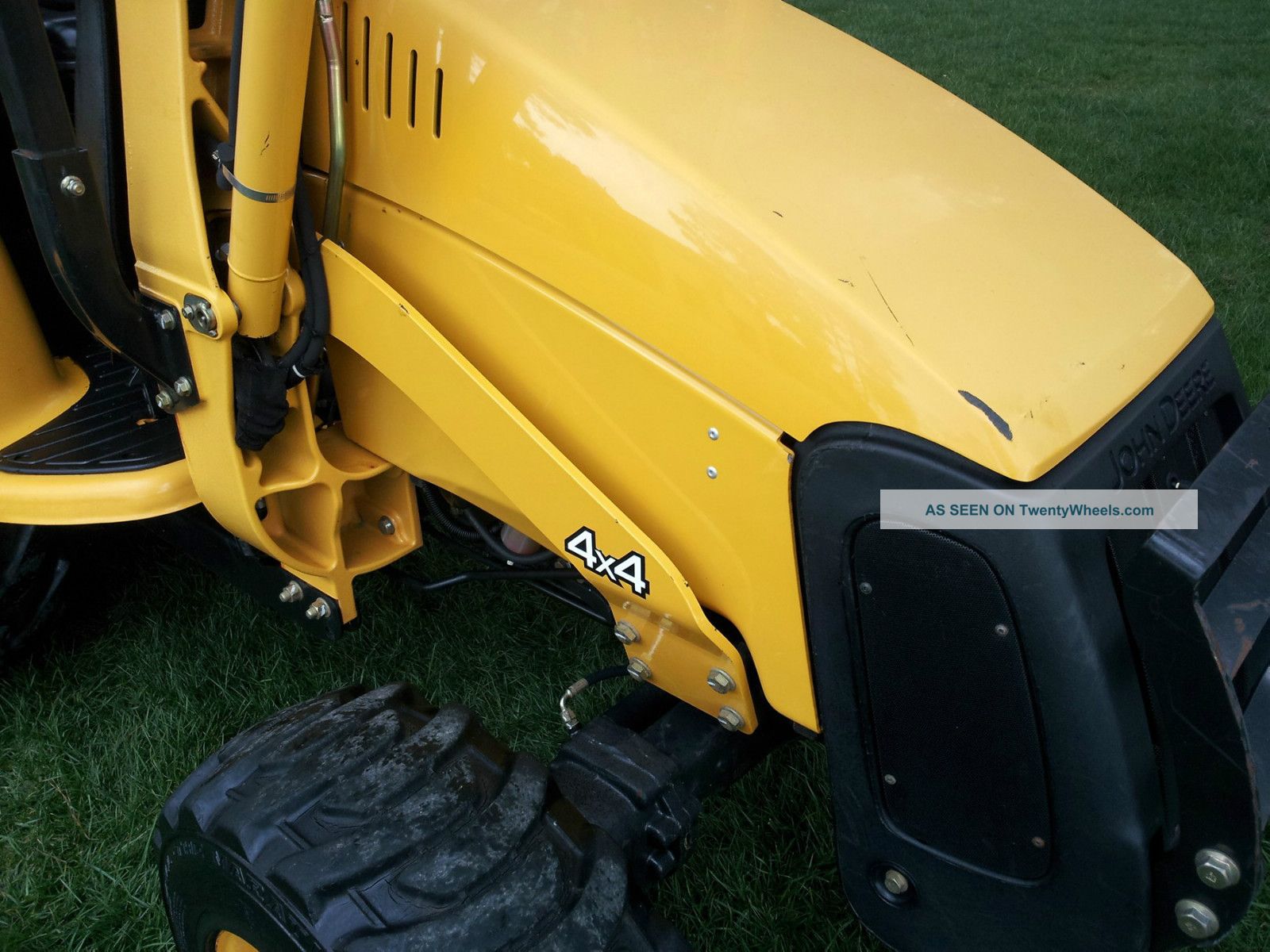 John Deere 110 Loader Backhoe 805 Hours