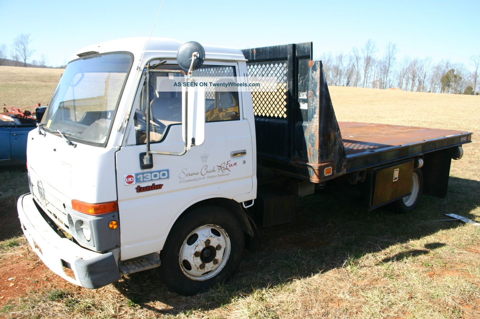 1990 Ud 1300 Flatbeds & Rollbacks photo