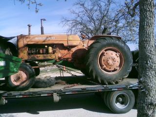 Allis Chalmers D17 Diesel Tractor Straight And photo