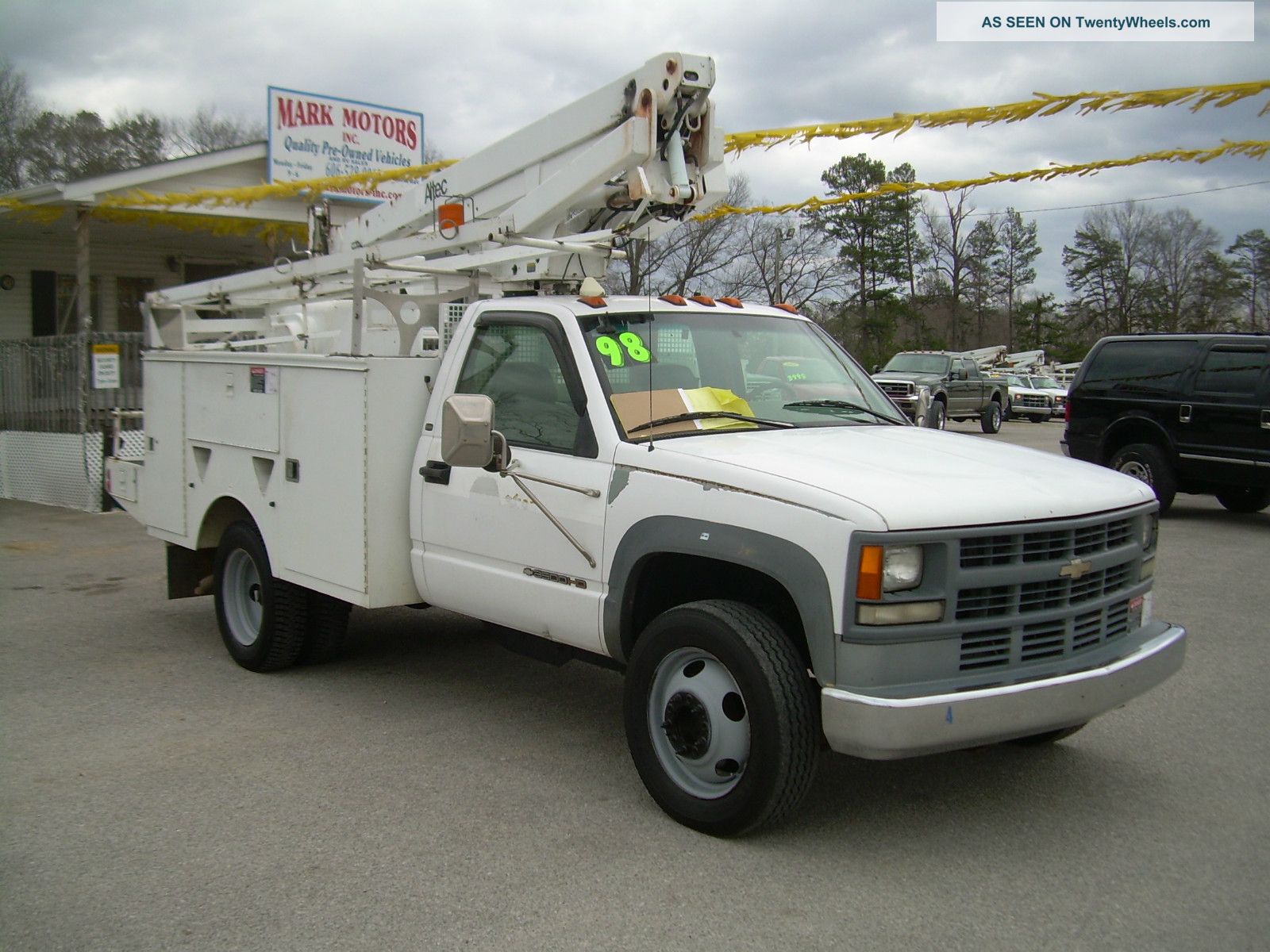 1998 Chevrolet 3500 Hd Bucket / Boom Trucks photo