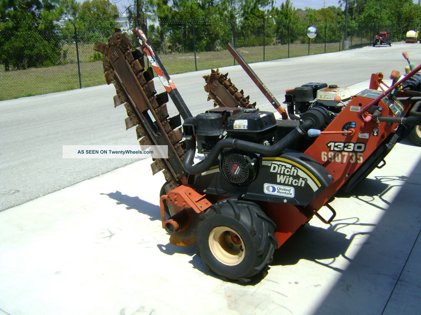 Ditch Witch 1330h Walk Behind Trencher,  2007,  Hydrostatic Drive,  No Belts,  36 