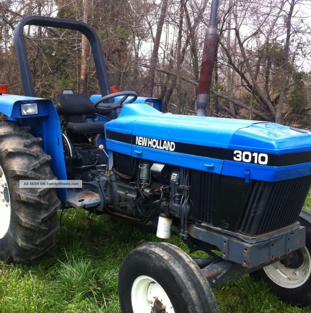 Ford Newholland 3010 S Tractor.  Great Tractor Low Reserve Tractors photo