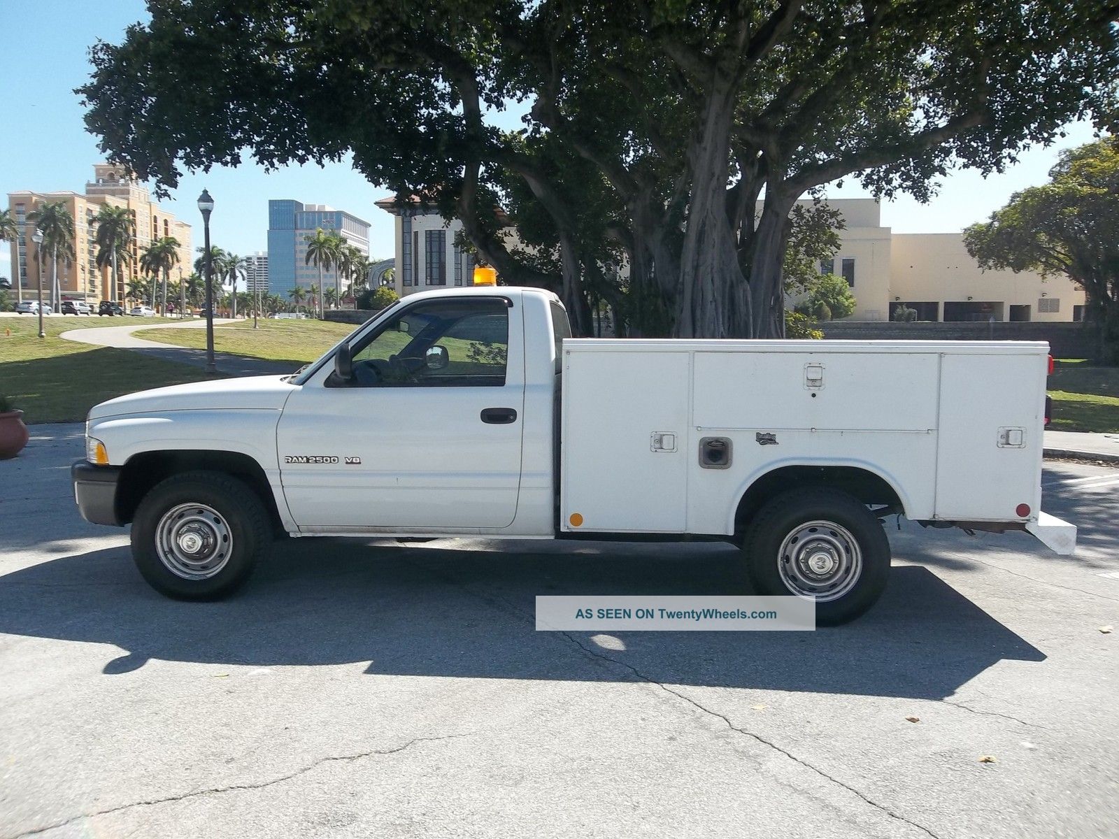 2001 Dodge 2500 Utility Service Truck Gas 5.  9 Magnum Florida Utility / Service Trucks photo