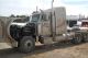 2001 Peterbilt 379 Sleeper Semi Trucks photo 4