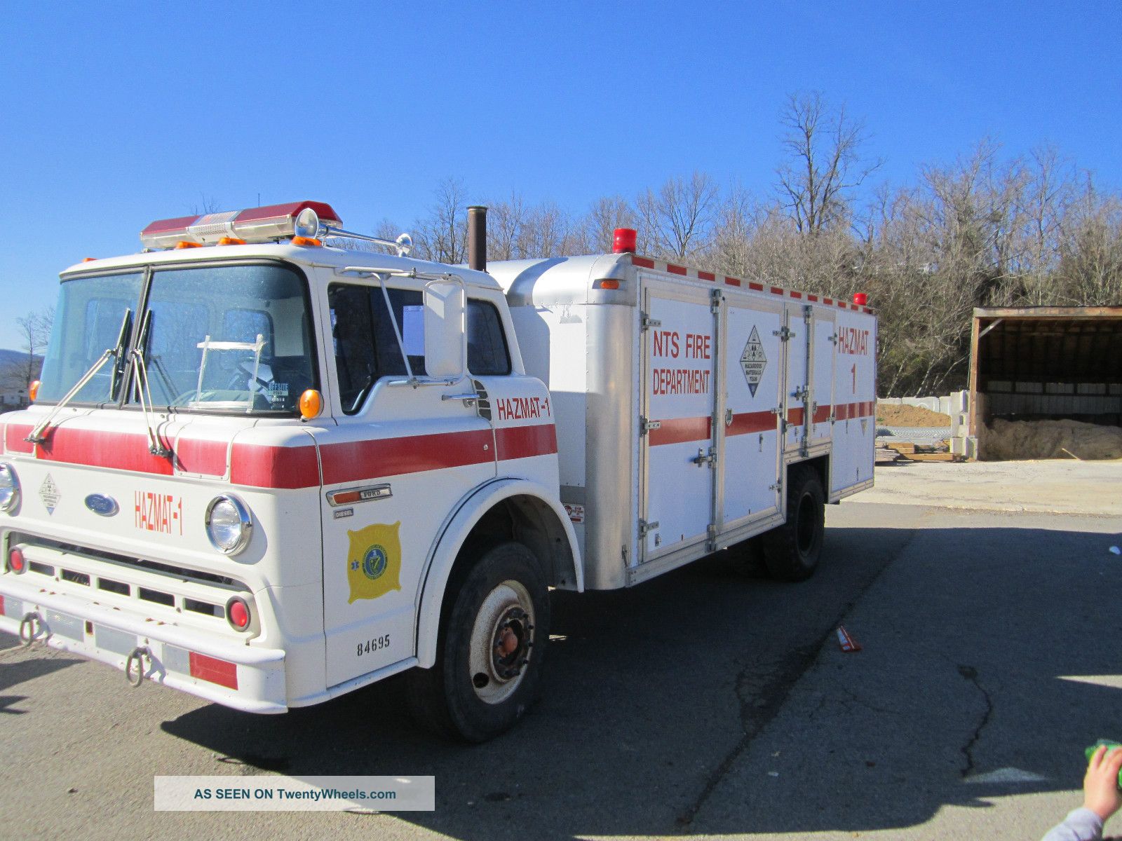 1990 Ford F - 8000 Utility / Service Trucks photo