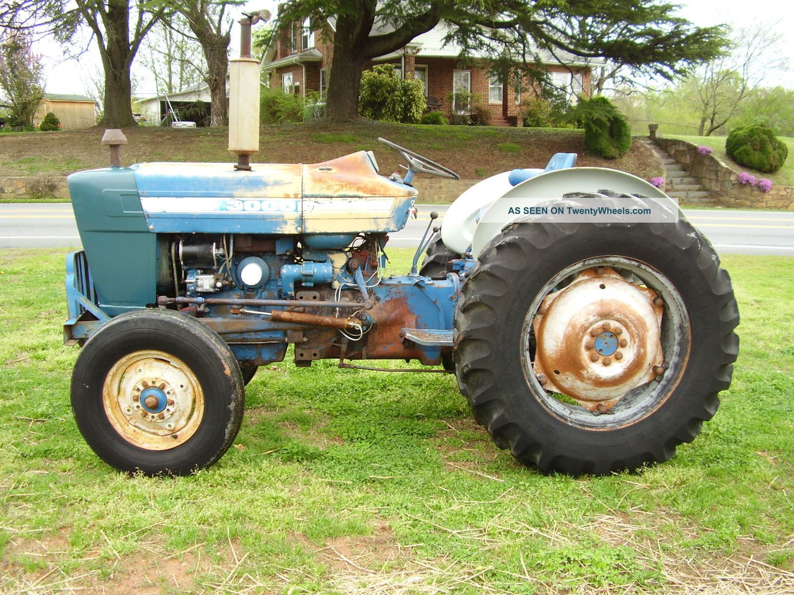 3000 Ford Diesel 2wd Power Steering Tractor Tractors photo