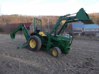 John Deere 850 4wd Diesel Tractor With Loader And Backhoe photo