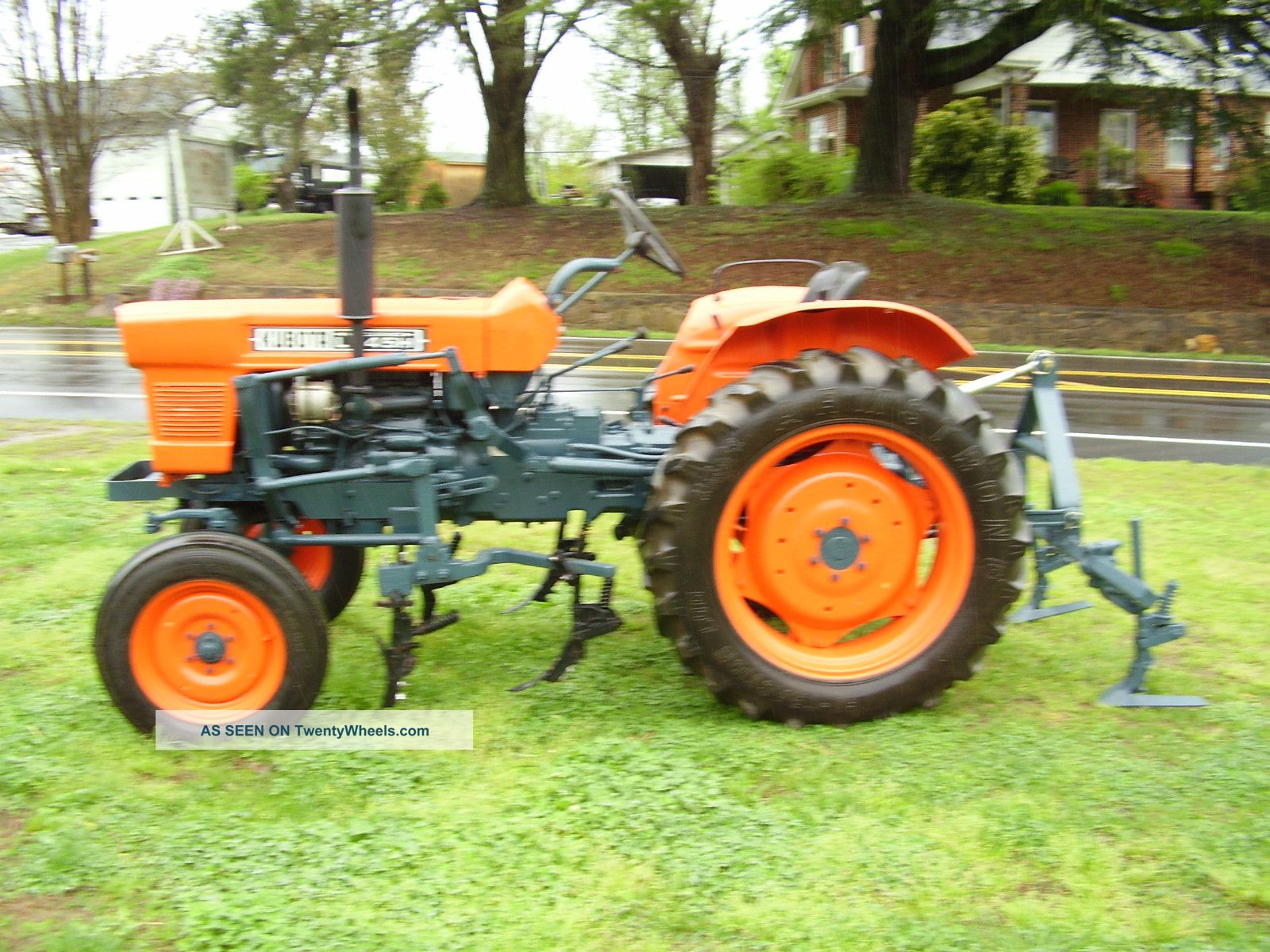 L 245 H High Clearance Offset Tractor Tractors photo