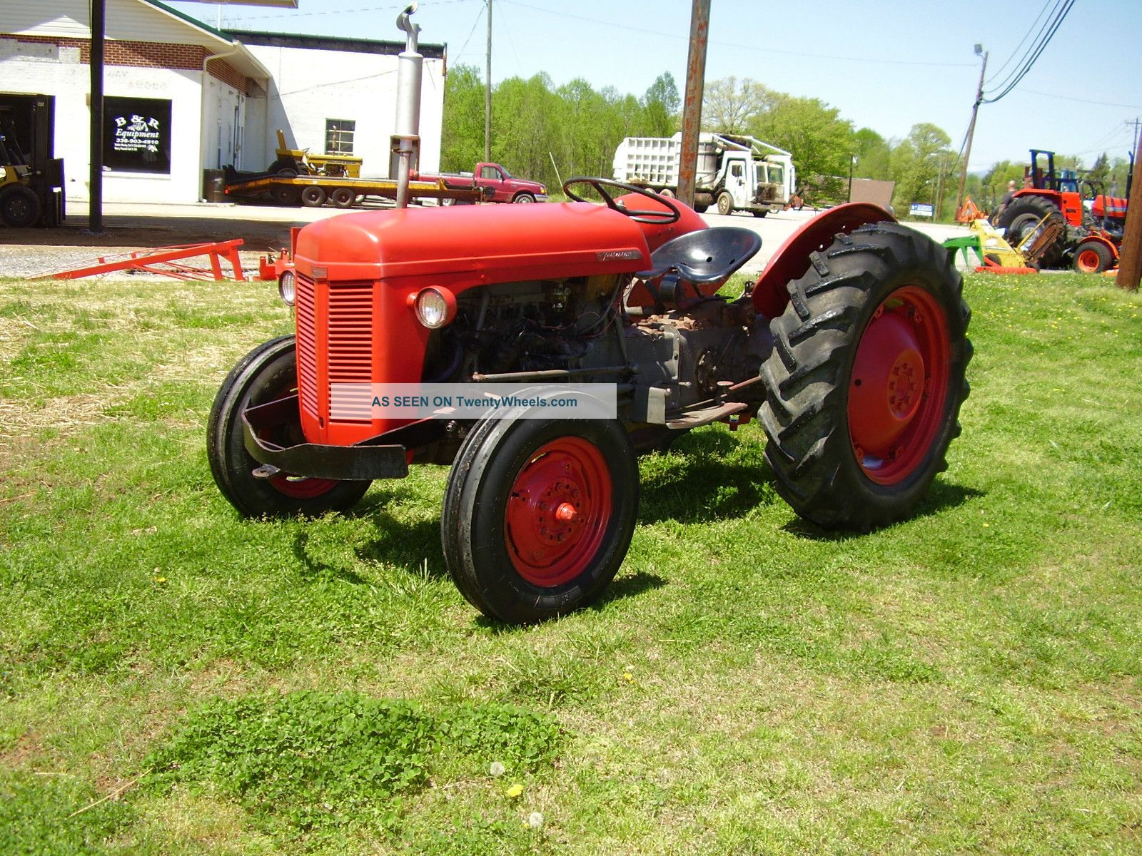 Massey Ferguson To30 2wd Gas Tractor Tractors photo