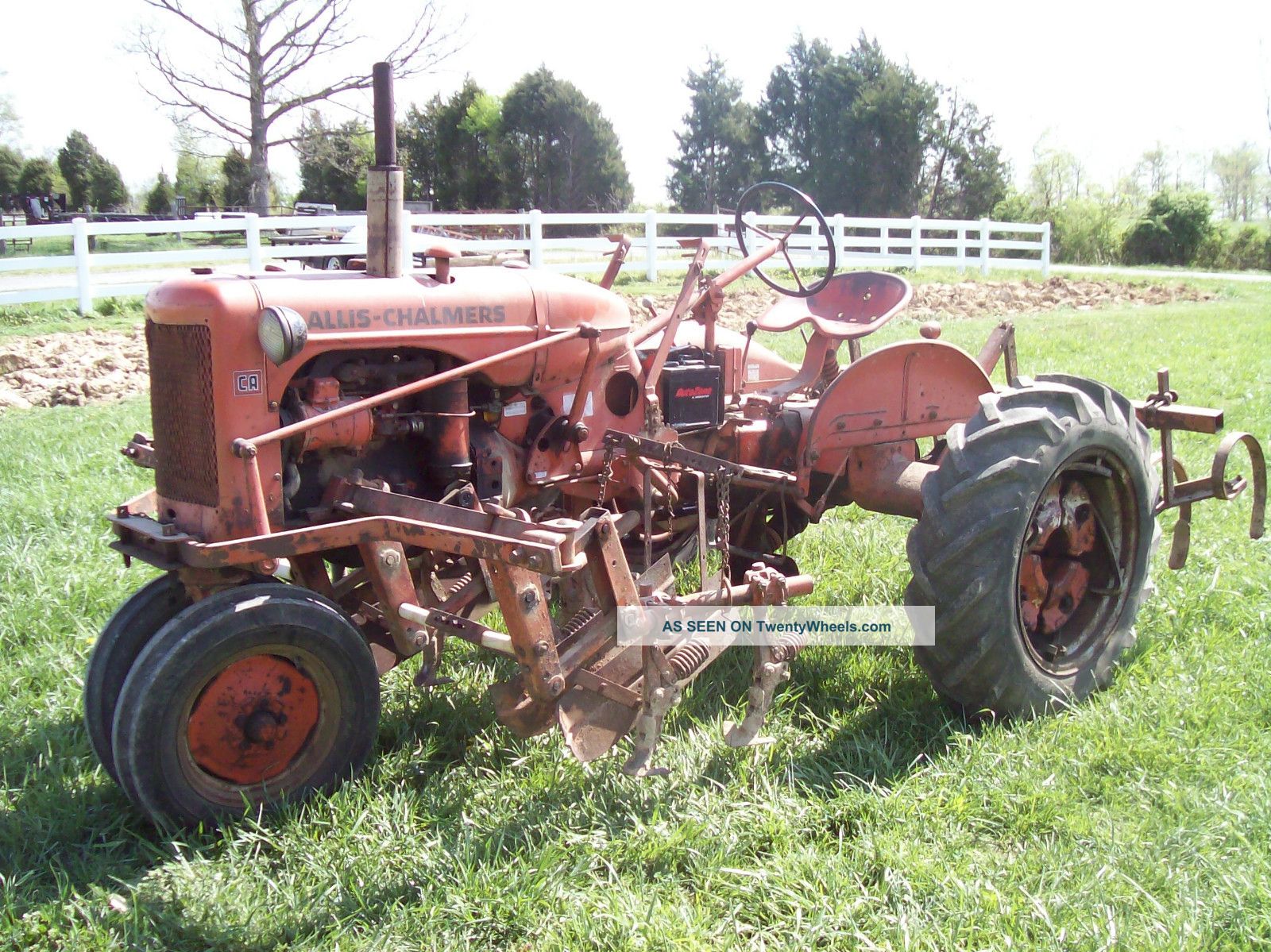 Allis Chalmers Ca Live Power With 2 Row Culitervators Side Dresser,  And Tools Tractors photo