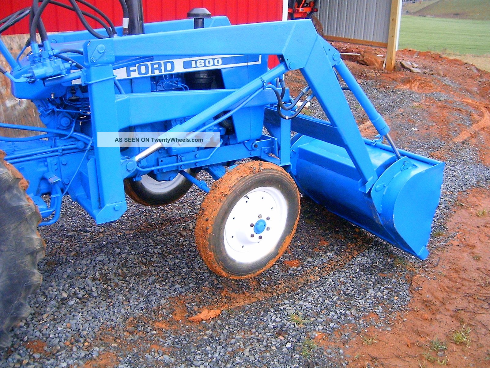 Bucket loader for ford 1600 tractor
