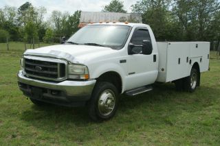 2004 Ford F550 photo