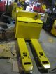 2007 Yale Mpw060 Electric Pallet Jack - 6,  000 Lift Capacity - Built In Charger Other photo 4