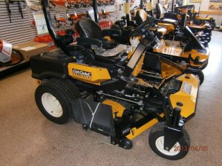 Ih Cub Cadet S6031 Commercial Zero Turn,  Power Steering,  Hydro Lift.  Air Ride photo