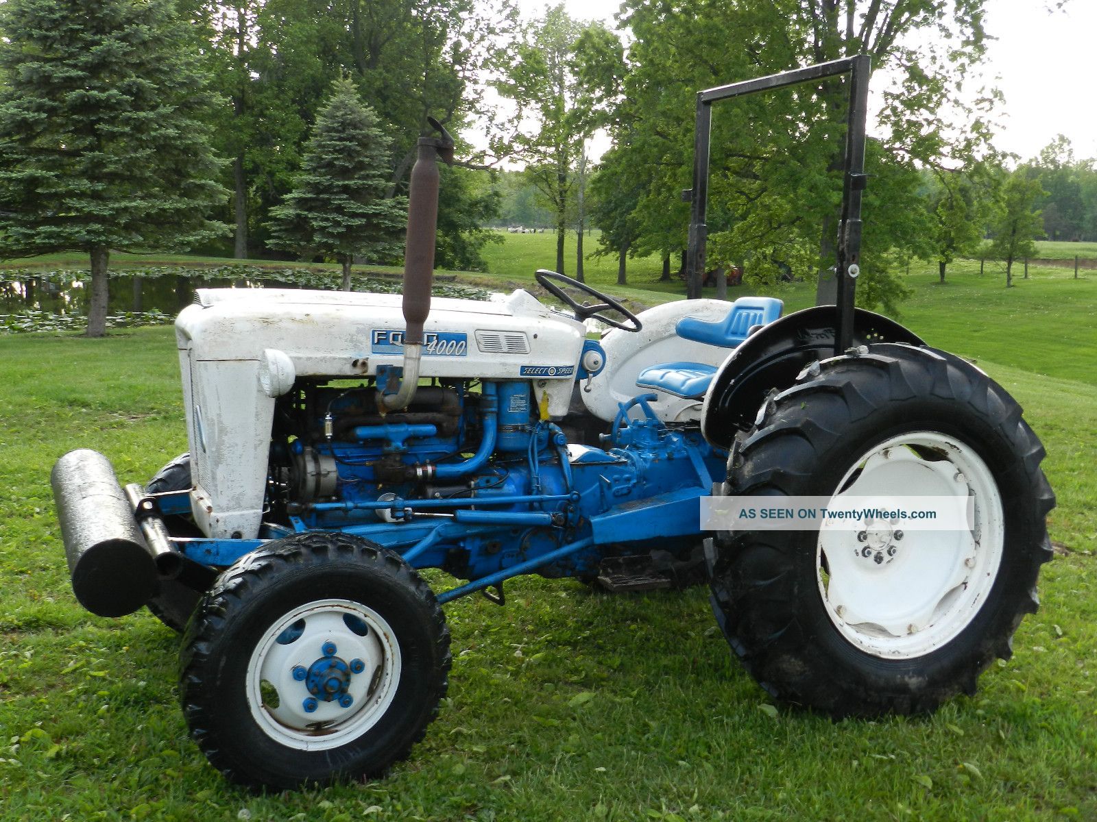 Ford 4000 4x4 tractor #9