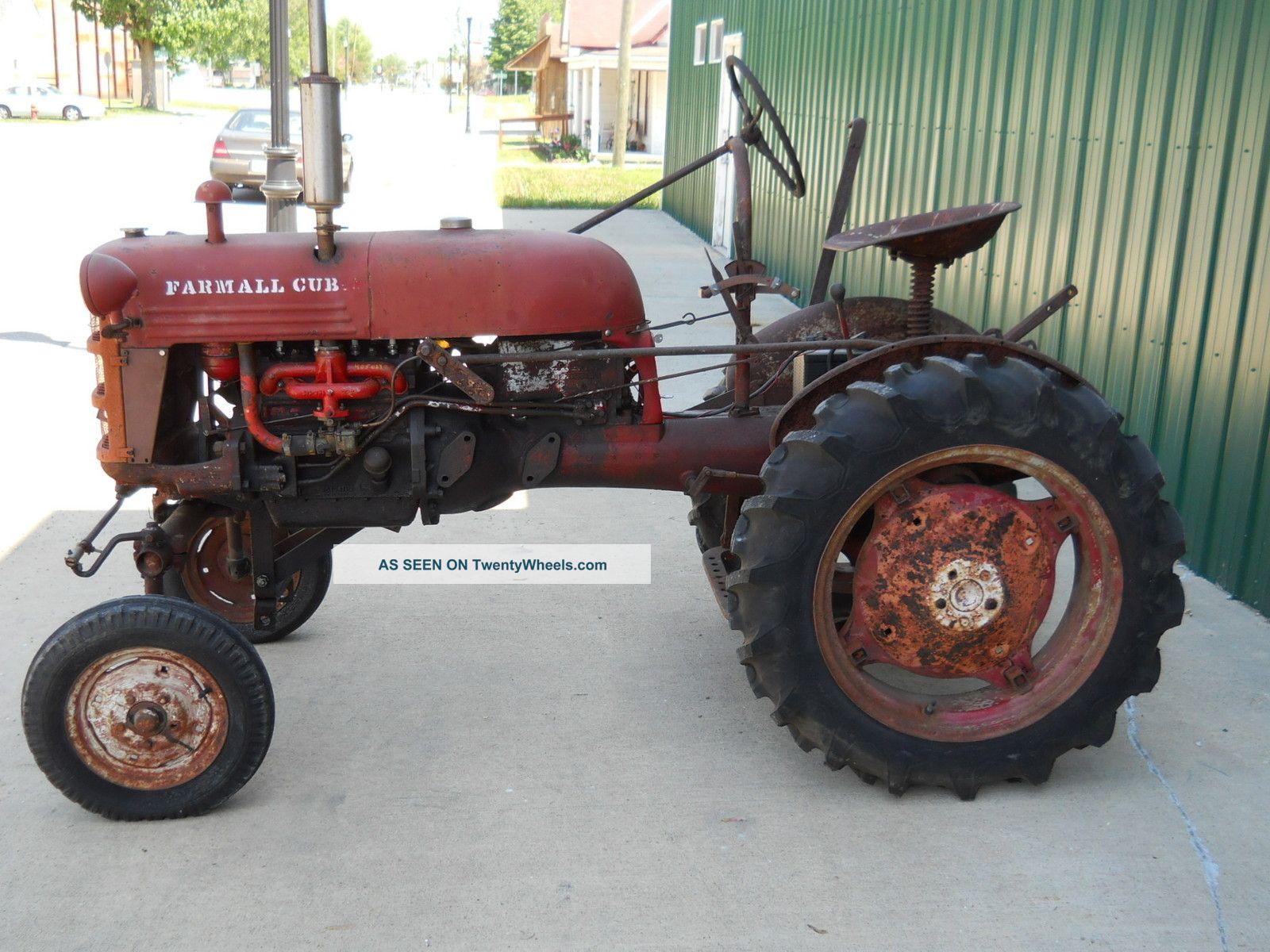 1951 Farmall Cub Farm Tractor With Snow Blade Plow & Wheel Weights Runs Good Antique & Vintage Farm Equip photo