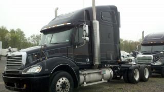 2004 Freightliner Columbia Cl - 120 photo