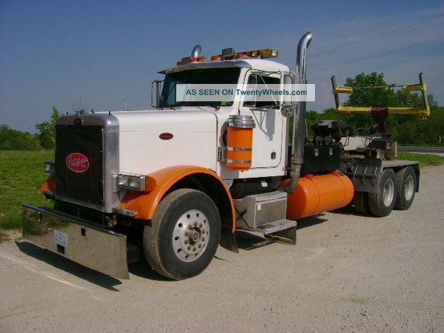 1989 Peterbilt 378 Wreckers photo