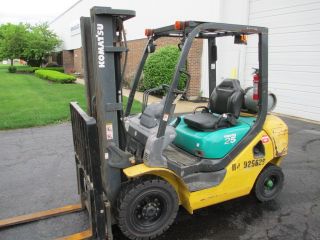2006 Komatsu Fg25t - 16 Pneumatic Tire Forklift.  3 Stage Mast.  Only 1487 Hours photo