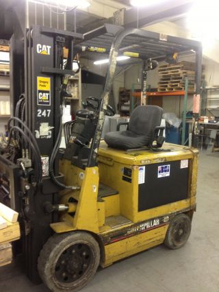 Caterpillar Electric Forklift,  Battery And Charger photo