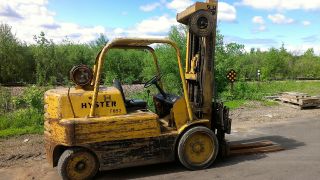 Hyster S125a 12,  500lb Lpg Forklift photo