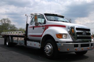 2006 Ford F650 photo