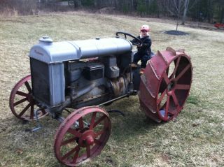 Fordson Tractor photo